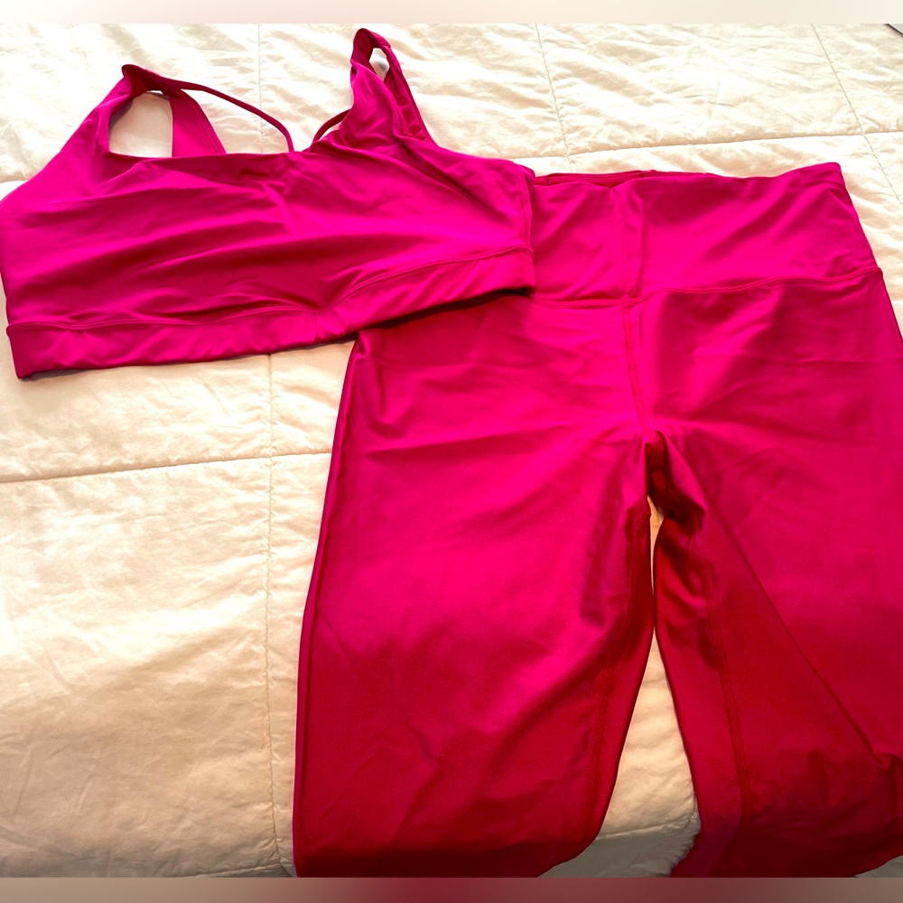 Athleta sports bra and leggings set